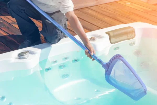 Jacuzzi cleaning by pool maintenance company