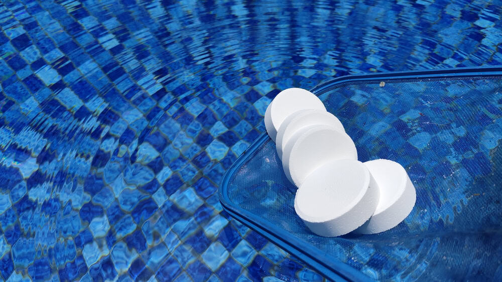 Chlorine pool with pool professional testing water chemistry and free chlorine levels closely